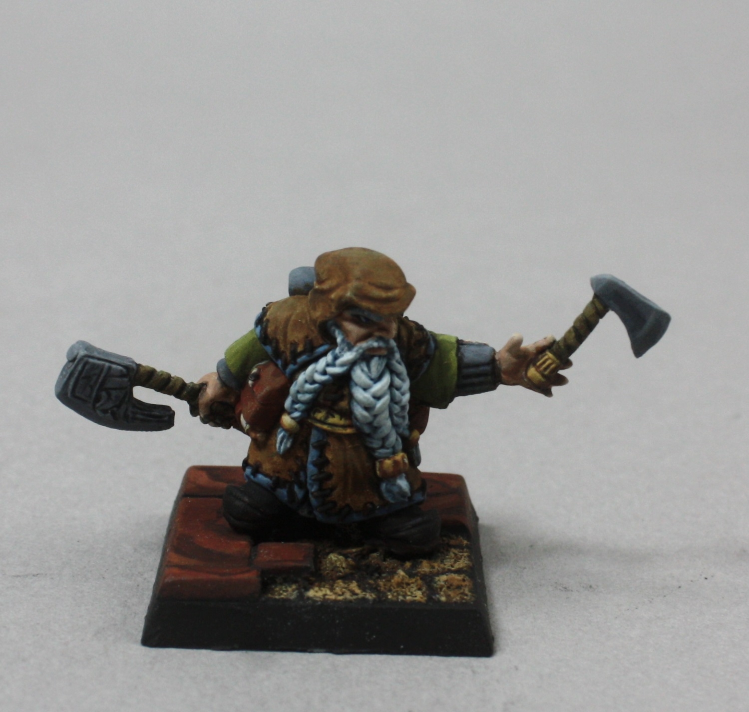 Dwarven Axe Thrower