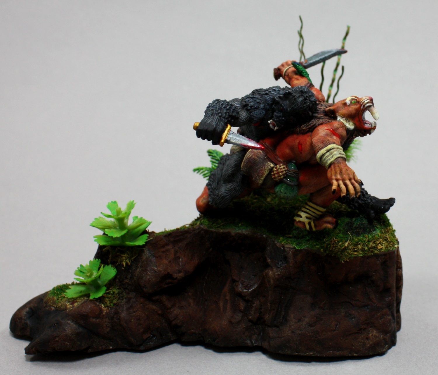 Welcome to Claw Town Bitches!